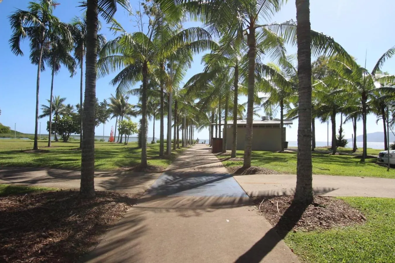Apartamento Tropical Comfort Pool And Stunning Esplanade Cairns