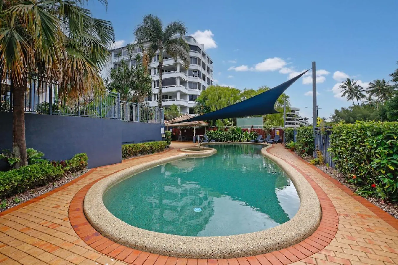 Tropical Comfort Pool And Stunning Esplanade Cairns 0*,  Austrália